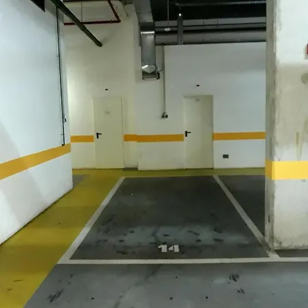 Parque Nacoes Apartman Lisboa